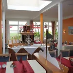 & Restaurant Zum Kap Arkona 3*