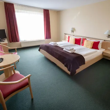 Hotel & Restaurant Zum Kap Arkona 3*