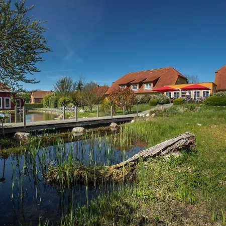 & Restaurant Zum Kap Arkona 호텔 3*