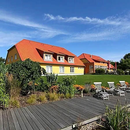 & Restaurant Zum Kap Arkona 3*