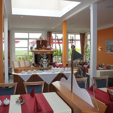 & Restaurant Zum Kap Arkona 3*